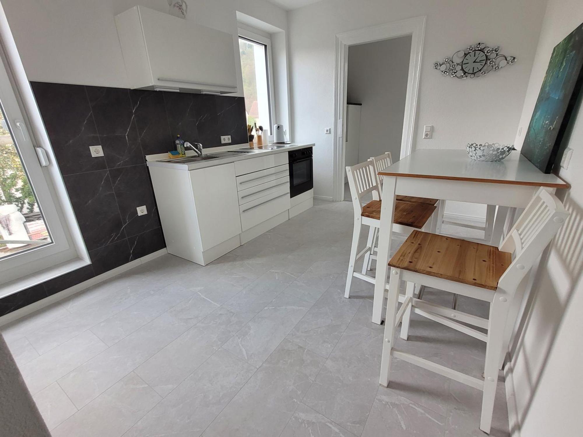 Schoene 3,5 Zimmer Handwerkerwohnung Free Parking Gute Lage Albstadt Bagian luar foto